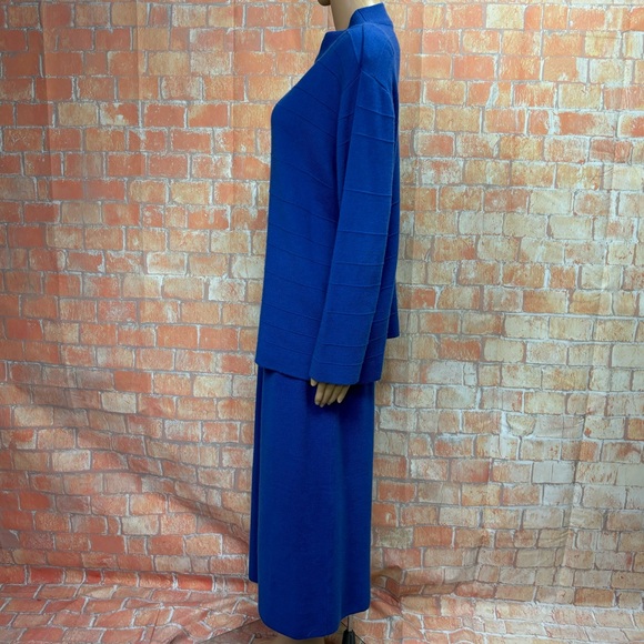 Adolfo Collectibles Vintage Sweater Skirt Set - Picture 5 of 14